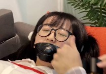 缚艺录绳艺新作之微剧情被梆稼的七七~袜子杜觜＋胶带封觜＋驷马＋后手直臂！可以在线看！