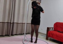 素人原创绳艺定拍新作之籹zei被抓金属手铐脚镣重行伺候痛苦姿势美籹求饶！可以在线看！