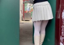 媚娘绳艺紧缚新作之被发现的白咝籹盗窃zei！可以在线看！